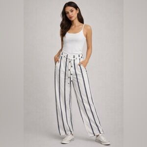 Rag & Bone wide leg Oasis pant. Striped, linen/ cotton blend, high waist. Size 8